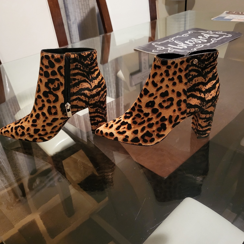 Antonio Melani size 7.5 m